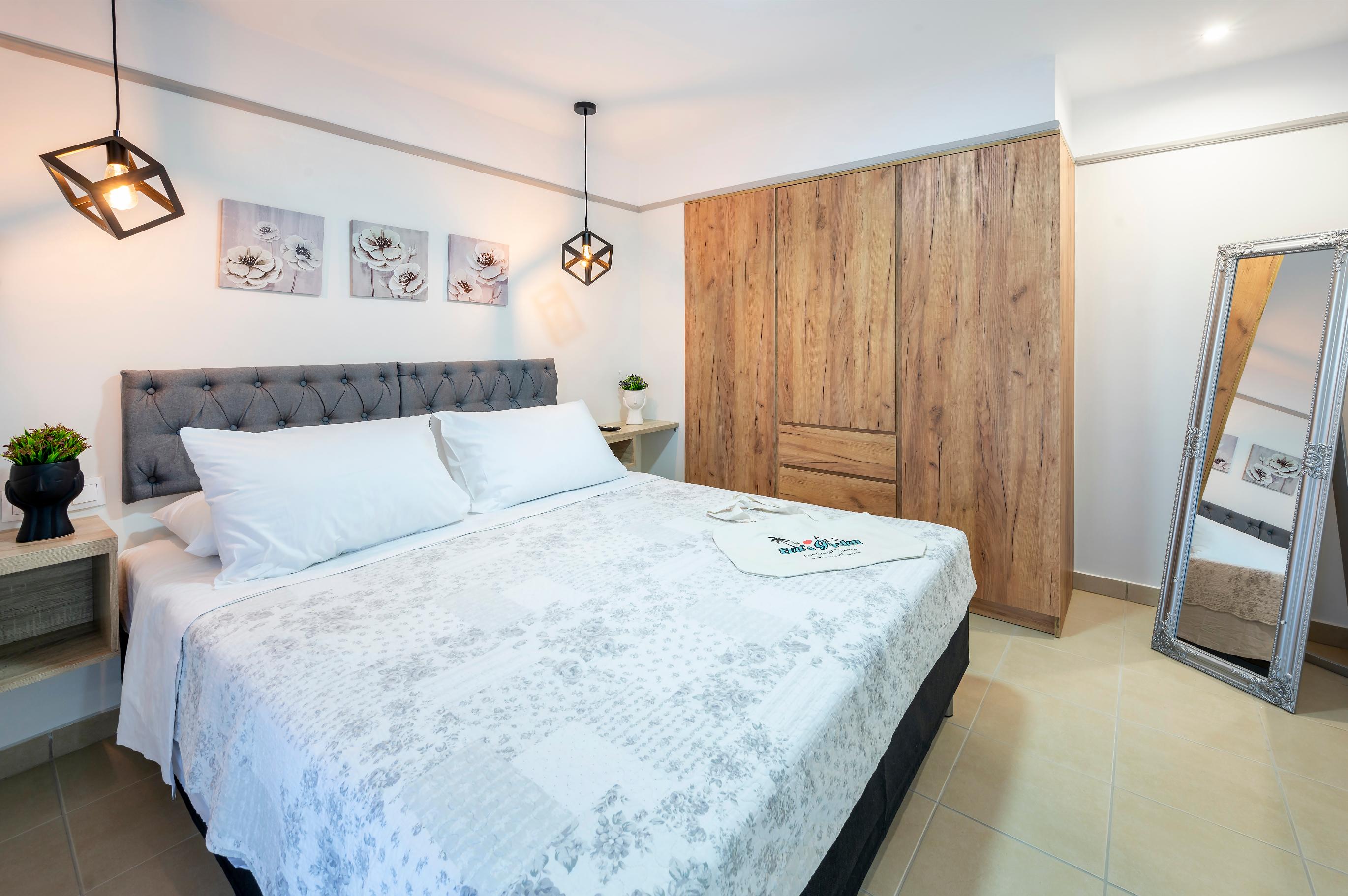 A Private Hideaway with Jacuzzi (108)